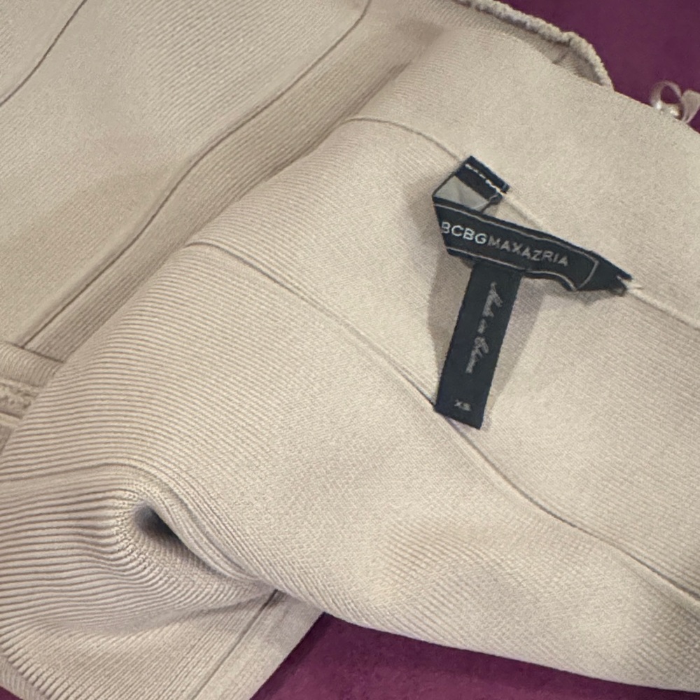 BCBGMaxAzria Women’s Light Tan Blush Fitted Long Pencil Skirt Business Sexy XS - Picture 8 of 16